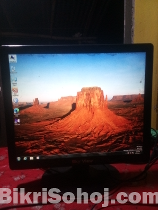 SAMSUNG PC + SKY VIEW 17' Monitor